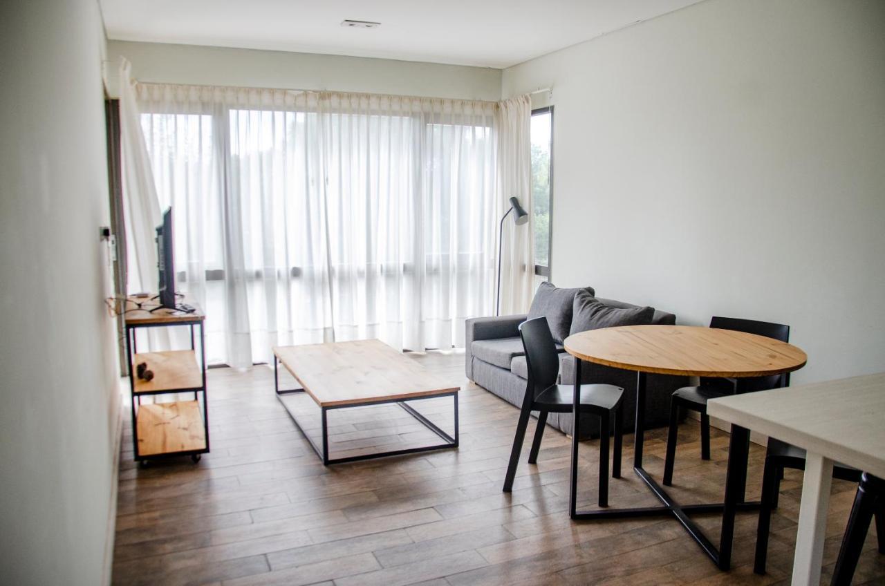 Casa Campus Pilar Araucariasアパートメント エクステリア 写真